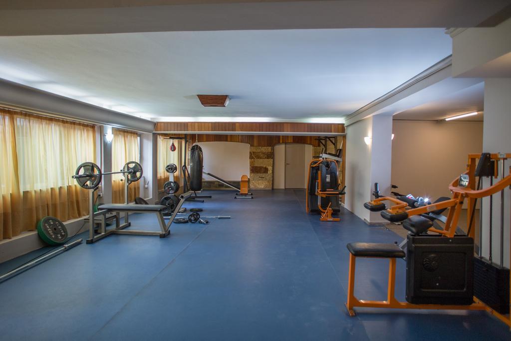 Hotel Liberty Missolonghi Экстерьер фото