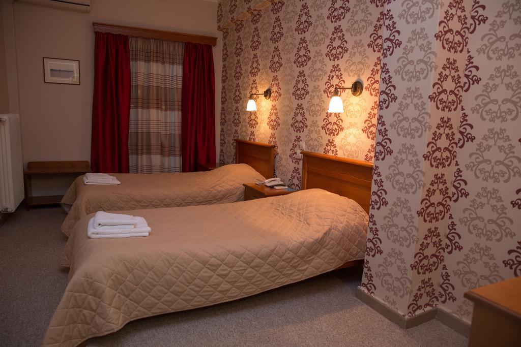 Hotel Liberty Missolonghi Экстерьер фото